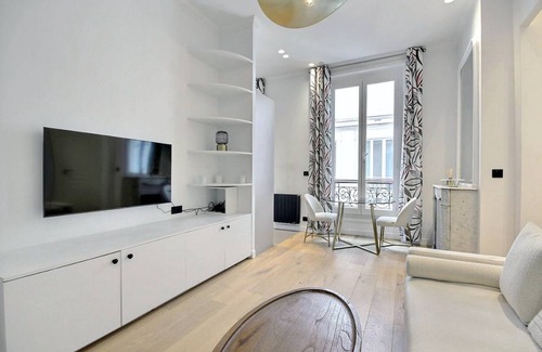Notre Dame Apartment | 46 m² Apartment ∙ 2 bedrooms ∙ 4 guests