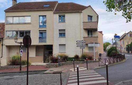 Roissy-en-France Apartment | 50 m² Apartment ∙ 1 bedroom ∙ 6 guests