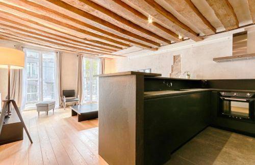 Saint-Germain-des-Pres Apartment | 55 m² Apartment ∙ 1 bedroom ∙ 4 guests
