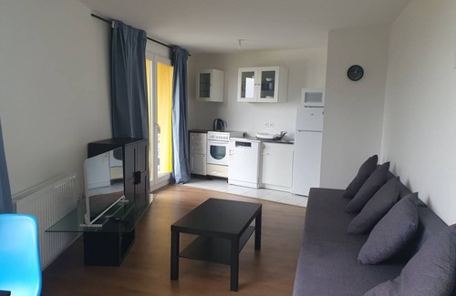 Villejuif Apartment | 60 m² Apartment ∙ 2 bedrooms ∙ 4 guests