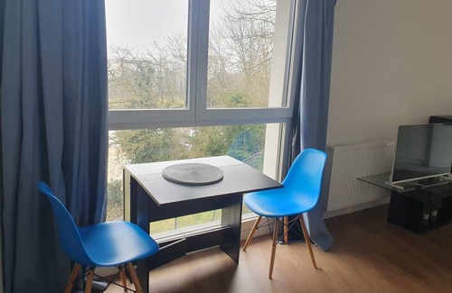 Villejuif Apartment | 60 m² Apartment ∙ 2 bedrooms ∙ 4 guests