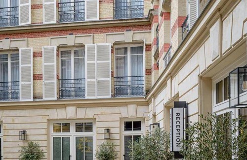 Champs-Elysees Apartment | 70 m² Serviced apartment ∙ 2 bedrooms ∙ 7 guests