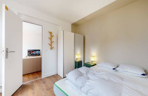Asnieres-sur-Seine Resort | 80 m² Private room ∙ 1 bedroom ∙ 2 guests