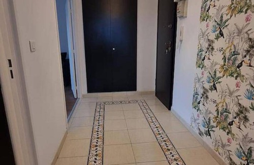 Neuilly-sur-Marne Apartment | 83 m² Apartment ∙ 3 bedrooms ∙ 9 guests