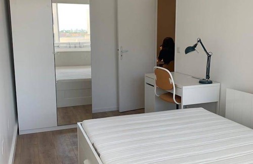 Noisy-le-Grand Resort | 84 m² Private room ∙ 1 bedroom ∙ 3 guests