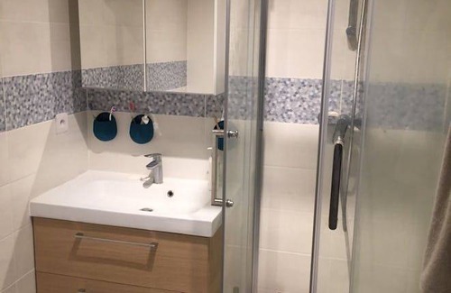 Noisy-le-Grand Resort | 84 m² Private room ∙ 1 bedroom ∙ 3 guests