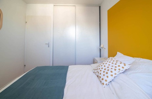 Saint-Denis Resort | 84 m² Private room ∙ 1 bedroom ∙ 4 guests