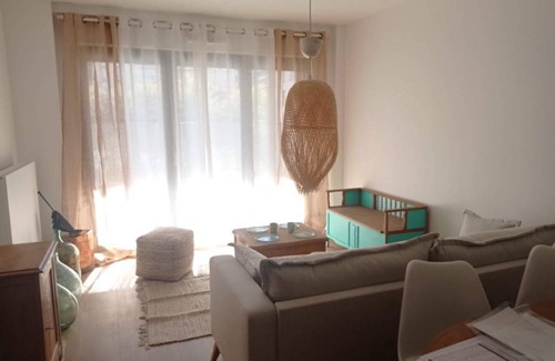 Rosny-sous-Bois Resort | 85 m² Private room ∙ 1 bedroom ∙ 3 guests