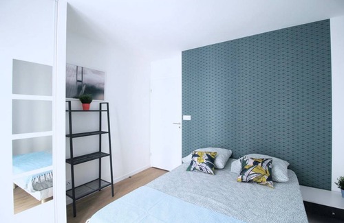 Clichy Resort | 85 m² Private room ∙ 1 bedroom ∙ 4 guests