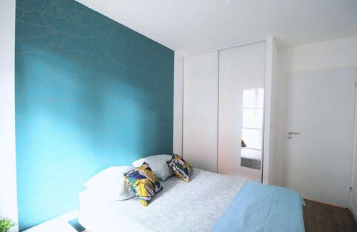 Clichy Resort | 90 m² Private room ∙ 1 bedroom ∙ 5 guests