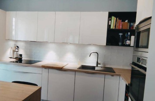 Asnieres-sur-Seine Apartment | 92 m² Apartment ∙ 3 bedrooms ∙ 6 guests