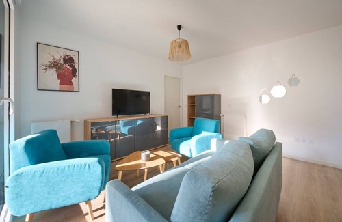 Clichy Resort | 92 m² Private room ∙ 1 bedroom ∙ 5 guests