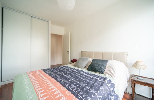 Asnieres-sur-Seine Apartment | 93 m² Apartment ∙ 4 bedrooms ∙ 8 guests