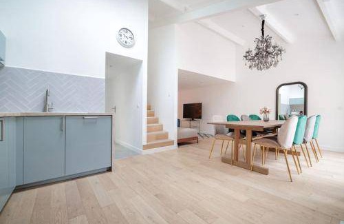 Asnieres-sur-Seine Apartment | 95 m² Apartment ∙ 3 bedrooms ∙ 8 guests