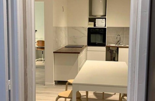 Noisy-le-Grand Resort | 95 m² Private room ∙ 1 bedroom ∙ 1 guest