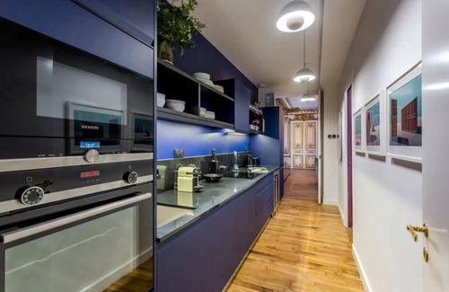 Madeleine Apartment | A 200M2 HAUSSMANN LUXURY OF OLD CHARM & EXTRAVAGANCE-LA MADELEINE