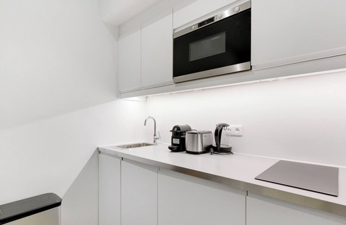 Batignolles Apartment | A Fancy 1-BDR in The Batignolles