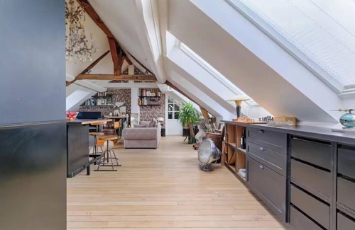 Arts-et-Metiers Apartment | A PERFECT PARISIAN LOFT NESTLED IN THE VIBRANT MARAIS DISTRICT–BLVD SAINT MARTIN