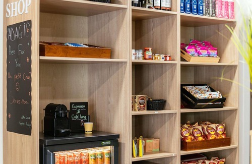 Asnieres-sur-Seine Apartment | Aparthotel Adagio Access Paris Asnières