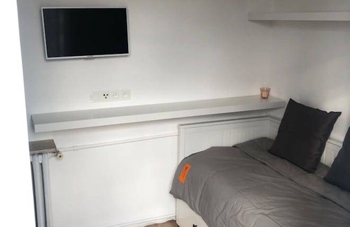16th Arrondissement Apartment | Apartment ∙ 1 guest