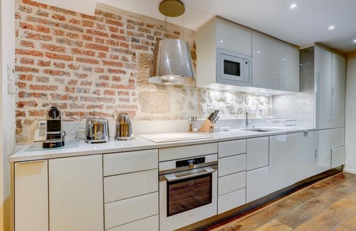 Enfants-Rouges Apartment | Apartment ∙ 3 bedrooms ∙ 6 guests