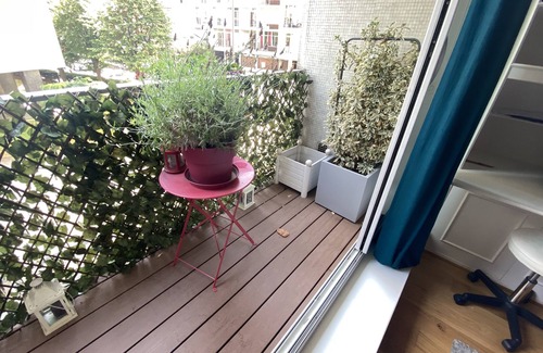 Grenelle Apartment | Apartment Eiffel Tower view