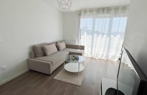 Livry-Gargan Apartment | Appart proche Paris, Expo de Villepinte et Disney