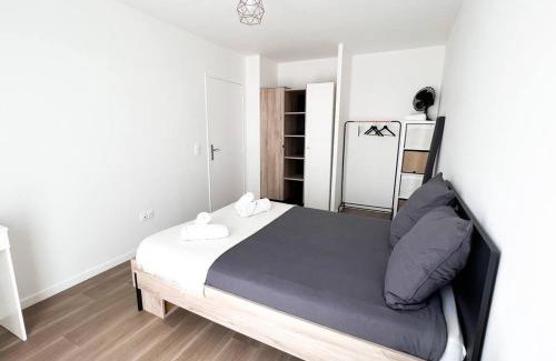 Livry-Gargan Apartment | Appart proche Paris, Expo de Villepinte et Disney