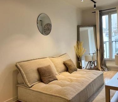 Passy Apartment | Appartement Paris vue Tour Eiffel Trocadéro