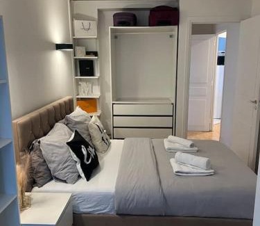 Passy Apartment | Appartement Paris vue Tour Eiffel Trocadéro