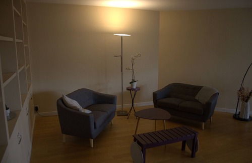 Gambetta Apartment | Appartement Spacieux Proche de L'arena La Défense