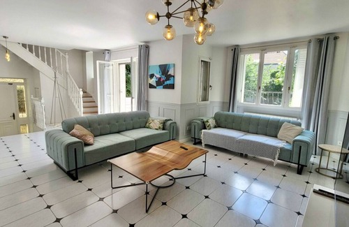 Villemomble House | Belle Maison Proche de Paris
