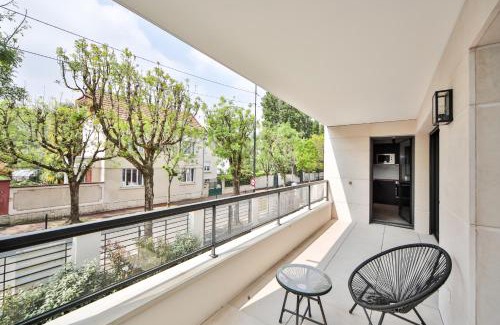 La Varenne Saint-Hilaire Apartment | Blue Nights Appartements 69