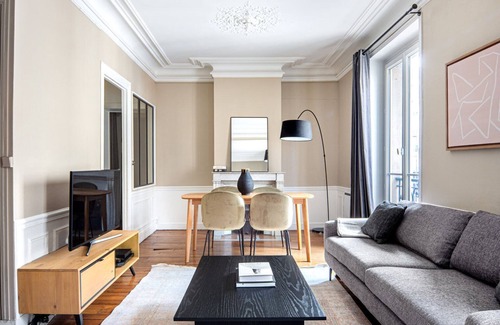 Latin Apartment | Blueground | Latin Quarter, nr Sorbonne