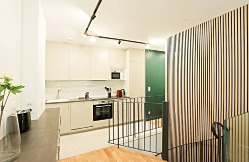 Quartier Saint-Ambroise Condo | Charmant appartement 8 personnes