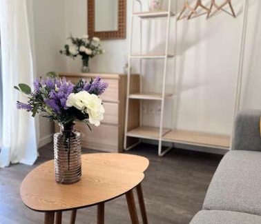 La Courneuve Apartment | Charmant appartement avec balcon proche de Paris