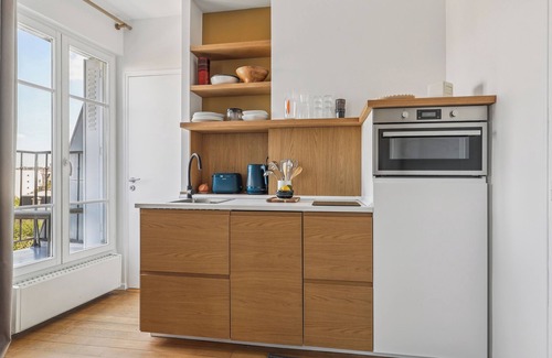 3rd Arrondissement Apartment | Charming 1BR in Le Marais - Bretagne