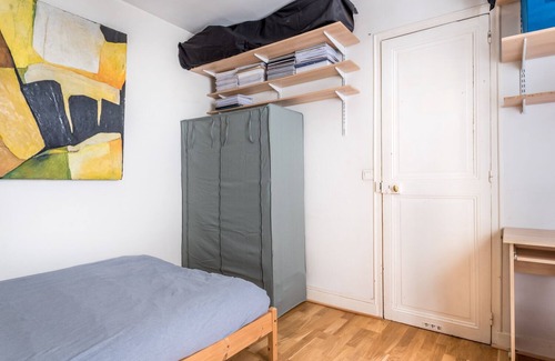 Quartier de la Folie-Mericourt Apartment | Charming flat in Paris, ideal for tourism or business trip
