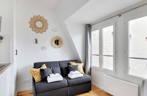 Passy Apartment | Charming studio - RAYNOUARD/TOUR EIFFEL - BAIL MOBILITE