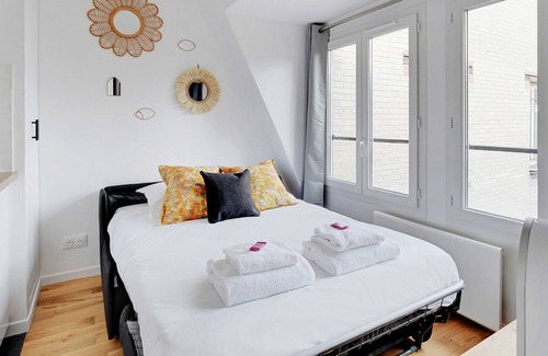 Passy Apartment | Charming studio - RAYNOUARD/TOUR EIFFEL - BAIL MOBILITE
