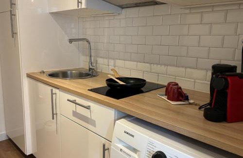 Epinettes Apartment | Clichy studio Getaway - C70