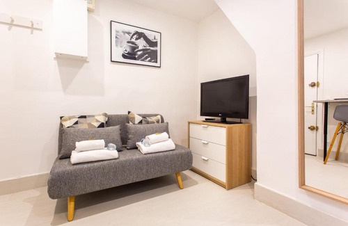 Bonne-Nouvelle Apartment | CMG Montorgueil - Clery