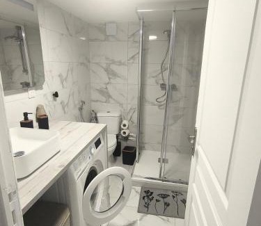 Le-Plessis-Trevise Apartment | Cozy with garden near Disney