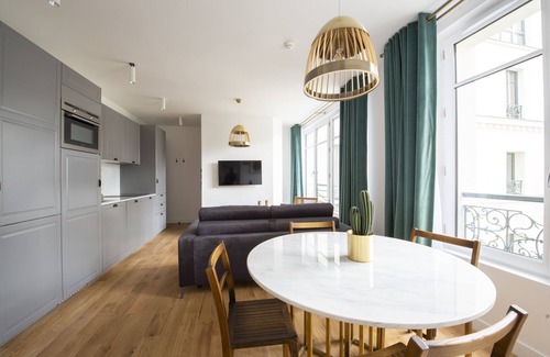 Faubourg-du-Roule Apartment | Drury Lane, 4 stars, Luxury at 50 meters from the Champs-Elysées
