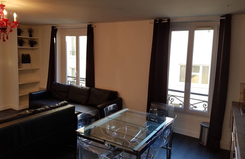 Vignerons Apartment | Flat 30 min Disneyland and 10 min center Paris