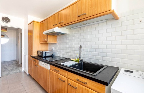 Les Puces de Saint-Ouen Apartment | GuestReady Essential- Superb near Antique District