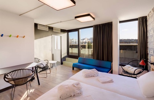 Hopital Saint-Louis Hostel | Hostel ∙ 8 guests