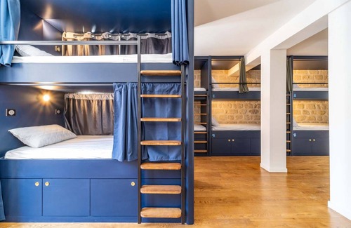 Quartier de la Folie-Mericourt Hostel | Hostel ∙ 8 guests