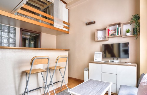 Arts-et-Metiers House | House