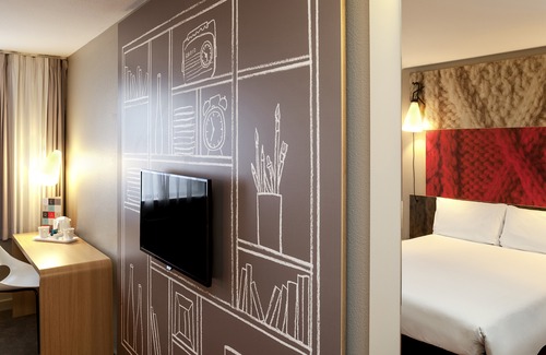 La Courneuve Hotel | Ibis Paris le Bourget